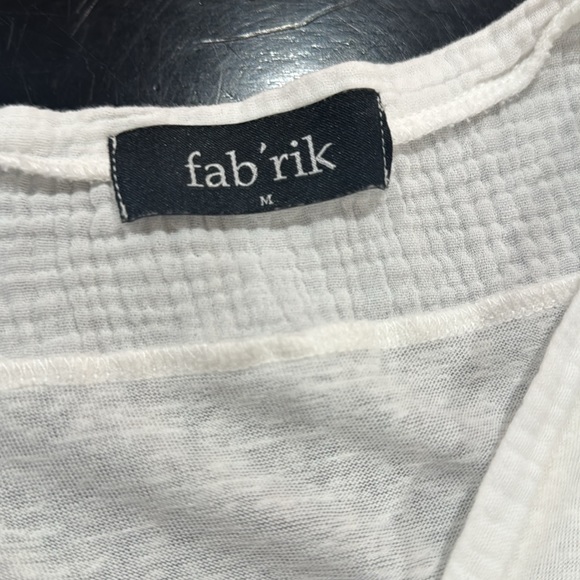Fabrick VNeck Tee - Picture 2 of 5